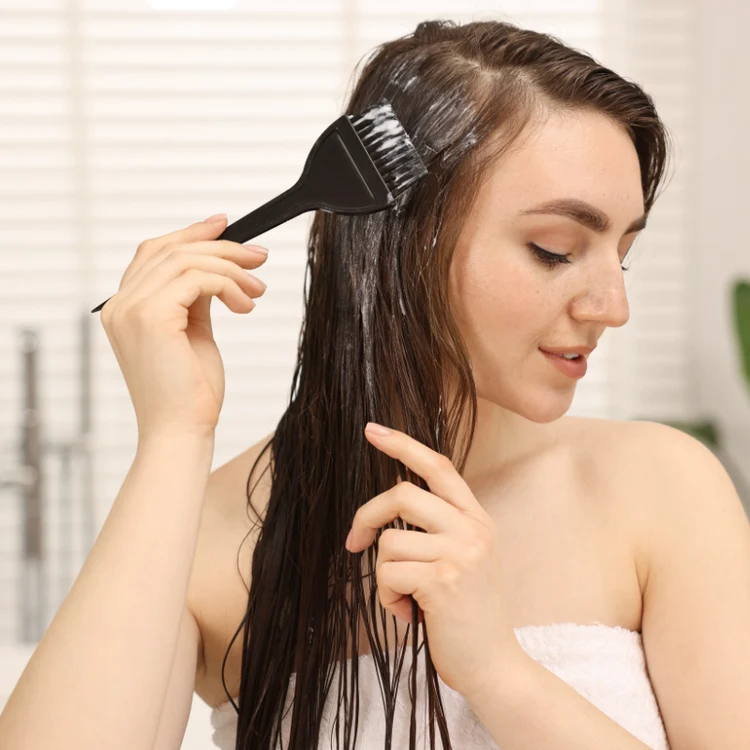 Why Hair Can Start Feeling Frizzy & Dry 